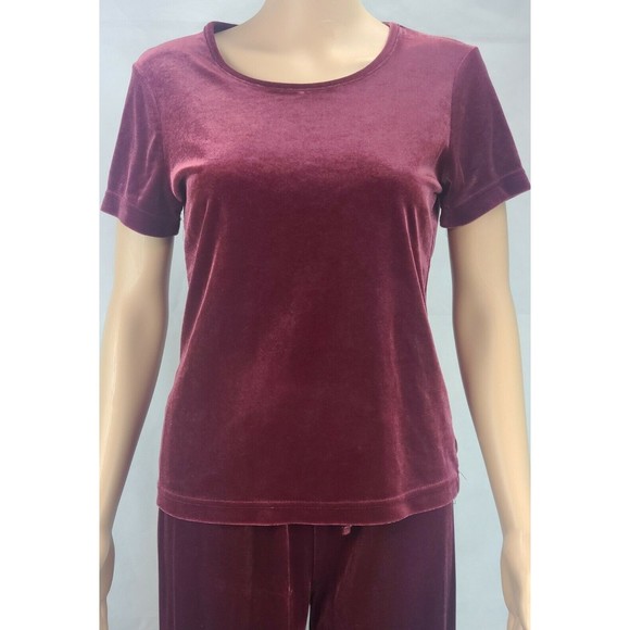 Jaclyn Smith Women's (S) Red/Burgundy Velour Short Sleeve Top and Pants-2 Piece - Picture 3 of 11